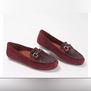 Vionic Women's Honor Dayna Suede Leather Loafers Size 8.0 US